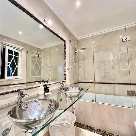 Villa Deluxe With Pool By Homing *