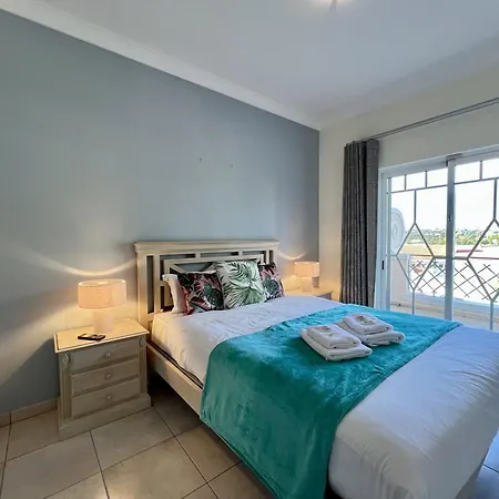 Villa Deluxe With Pool By Homing Vilamoura