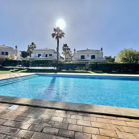 Deluxe With Pool By Homing Villa *
