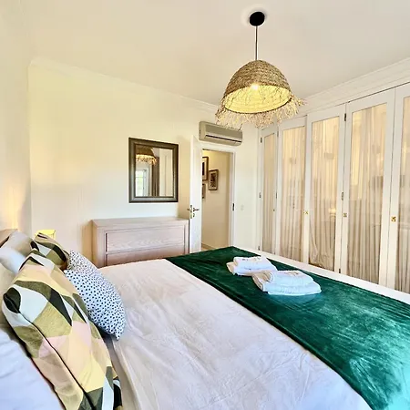 Deluxe With Pool By Homing Villa